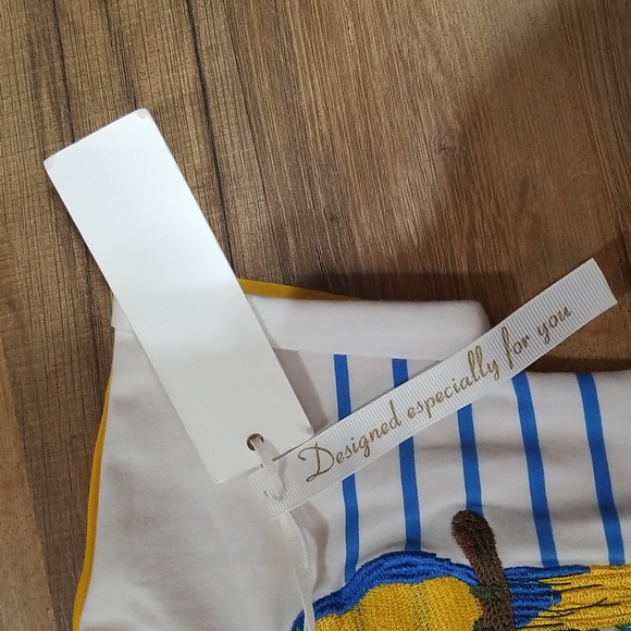 KIDICHIC Yellow White Embroidered Parrot Bird Crop Top Shirt - Picture 4 of 10